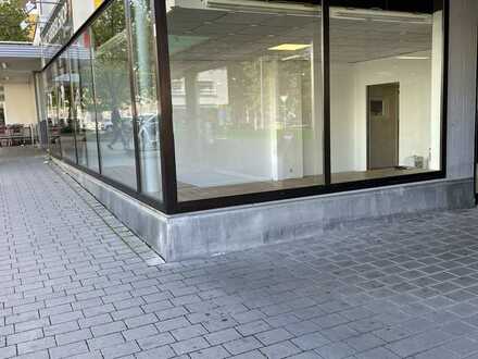 ATTRAKTIVE GEWERBEFLÄCHE! Ladenlokal mit großer Schaufensterfront in Freiburg Betzenhausen
