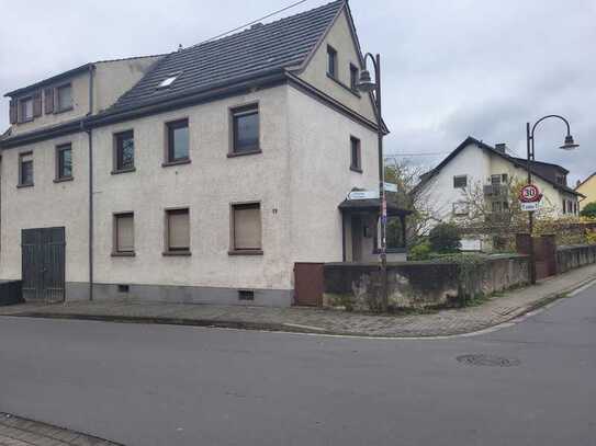 Projekt: Dreifamilienhaus mit Bauplatz