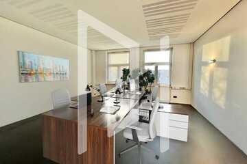 Büro-/Praxisfläche mit 3 Büroräumen, Teeküche und WC auf dem Laurentiusberg