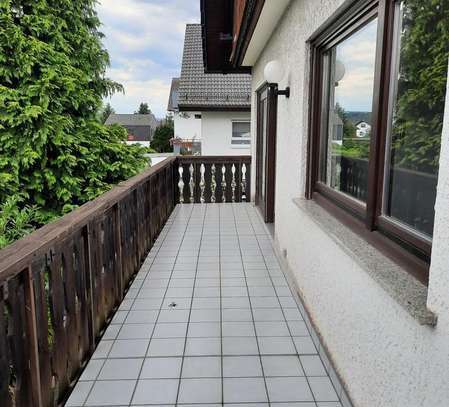 Attraktive 5-Zimmer-Wohnung mit Balkon und Einbauküche in Malsch