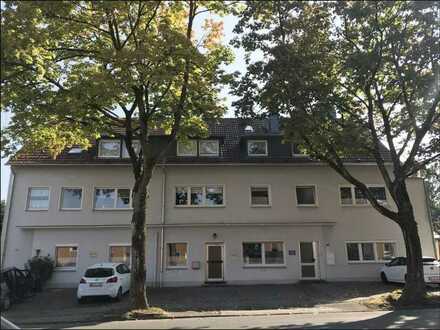 Attraktive und sanierte 3-Raum-DG-Wohnung in Mülheim an der Ruhr