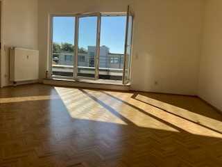 Schöne 2-Zimmer-Wohnung mit großer Dachterrasse in Ehrenfeld/Braunsfeld, Köln