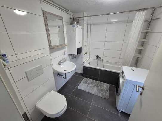 EG-Wohnung mit 2 Zimmern plus Wintergarten in Eningen