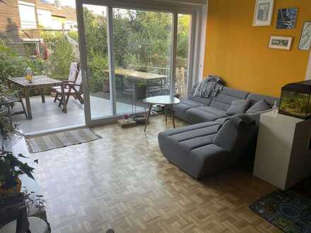 Mieten von Feb. bis Mai - Schönes 6-Zimmer-Haus in Köln Poll Garten Sauna