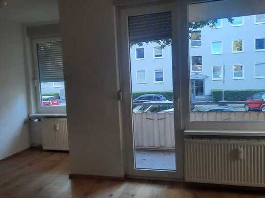 Stilvolle 2-Zimmer-Wohnung mit Balkon in Frankfurt am Main