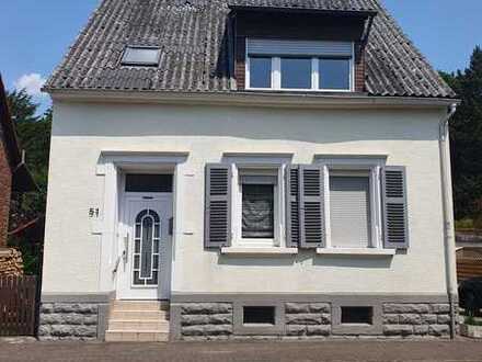 SCHÖNES RENOVIERTES EFH FÜR DIE KLEINE FAMILIE!
