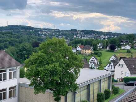 Ruhige Südhang-Wohnung, Balkon, zentral gelegenen, am Waldrand mit Talblick