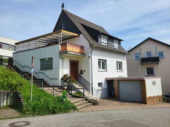 Einfamilienhaus mit viel Potenzial in Katzweiler von Privat