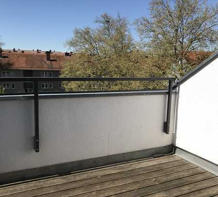 Dachterrasse zum Sonnen! Offene 2 Zimmer Wohnung