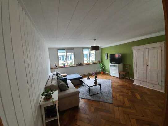 Altstadtwohnung mit Balkon: 135 qm Wohnfläche + 35 qm Hobbyraum/Homeoffice