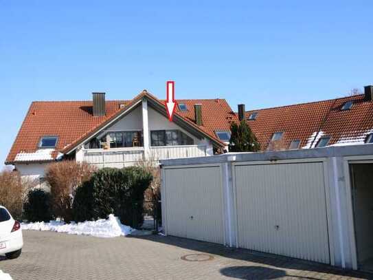 Schöne 3-Zimmer-Maisonette-Wohnung mit Balkon und EBK in Gablingen