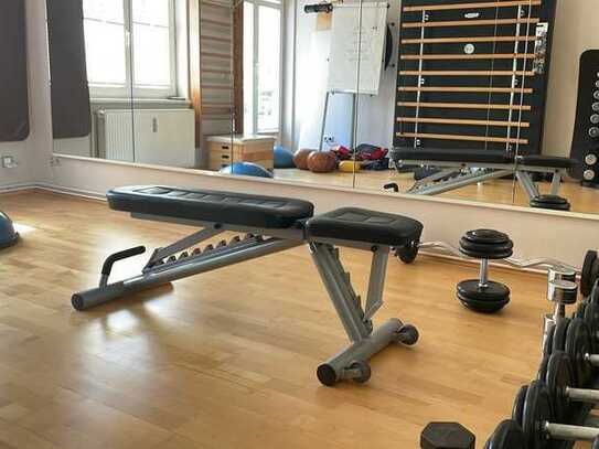 Sportstudio Sporttherapie Fitness Yoga Praxis Fläche Potsdam nähe Parkhaus