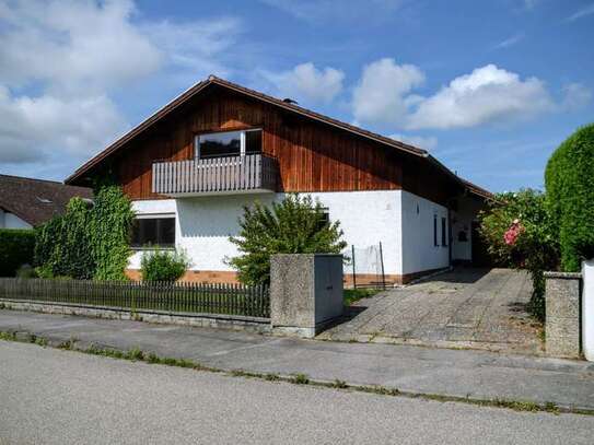 Schöne und gepflegte 3-Zimmer-Erdgeschosswohnung mit Terrasse und Garten in Jettenbach