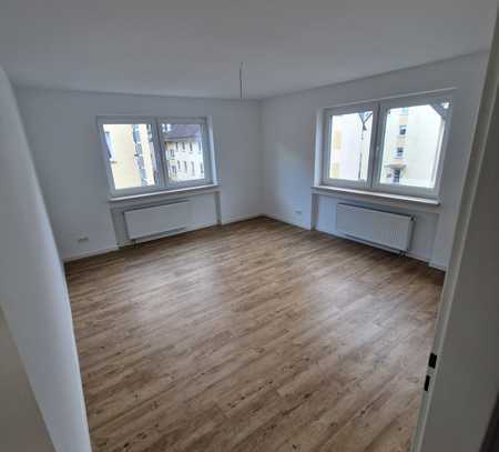 Erstbezug Grundsanierte 4 Zimmer Wohnung