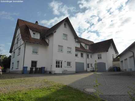 Schöne 3-Zimmer-Wohnung mit Balkon im 1. OG in Mittelbuch
