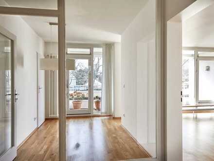 Helle, gepflegte 3,5-Zimmer-Wohnung, 85 qm mit Loggia und EBK in Düsseldorf Mörsenbroich