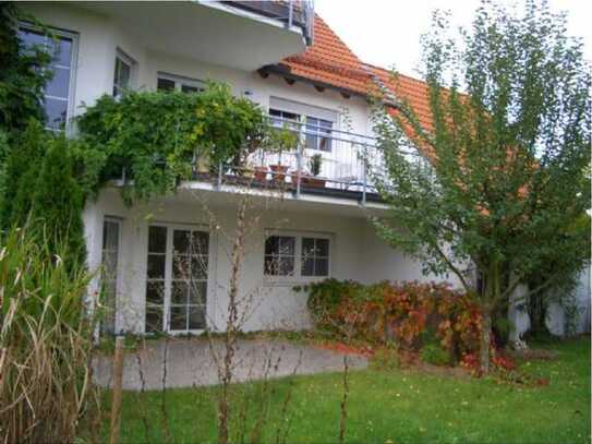 Schöne 3-Zimmer-Wohnung mit Balkon in der Nähe von Erlangen / FO