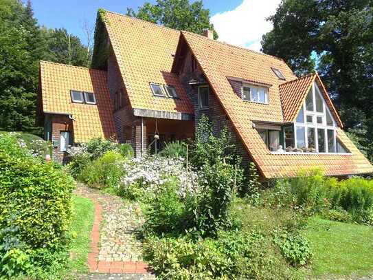 DIREKT VOM EIGENTÜMER - Stilvolles Architekten-Haus mit 2 separaten Wohn-Einheiten nahe Kassel