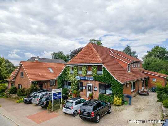 Landgasthof mit Gästezimmern und separatem Wohnhaus in der Gemeinde Malente (Holsteinische Schweiz)