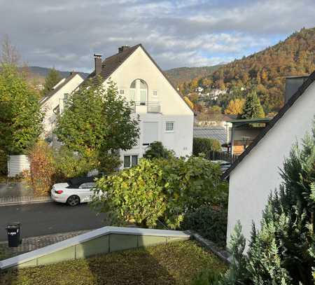 Geräumige 8-Zimmer-Doppelhaushälfte in Heidelberg Schlierbach