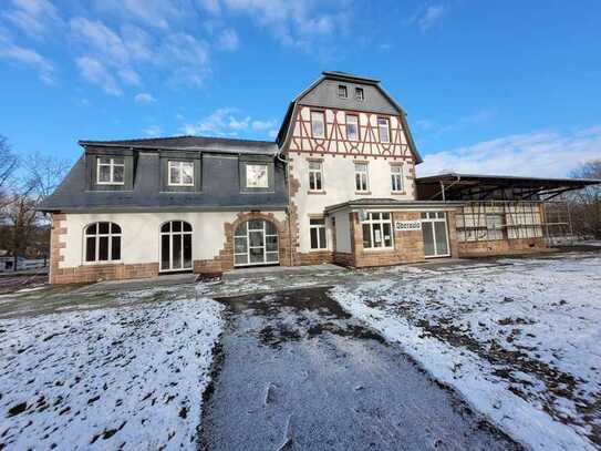 EXKLUSIVES WOHNEN IM ALTEN BAHNHOF!!! Attraktive 2- Zimmerwohnung mit Terrasse