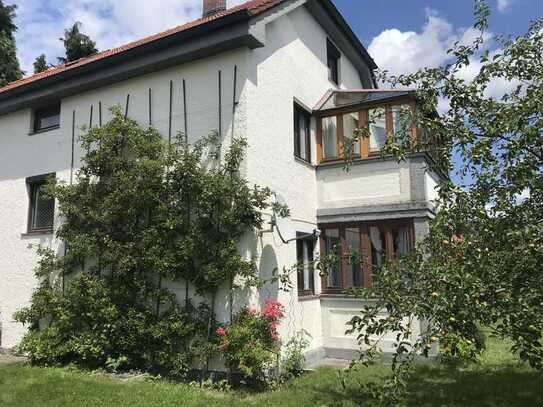 Charmantes freistehendes Haus mit schönem Garten in Altenmarkt