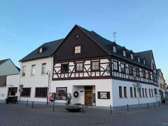 NEUE Loftartige Wohnung in Erbach mit Balkon