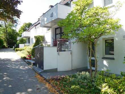 Stilvoll Wohnen in Essen-Werden - Lichtdurchflutete Maisonette-Wohnung mit eigenem Garten