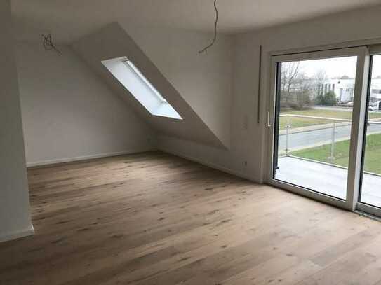 moderne 2-Zimmer-Wohnung mit Balkon und EBK in Bielefeld Heepen