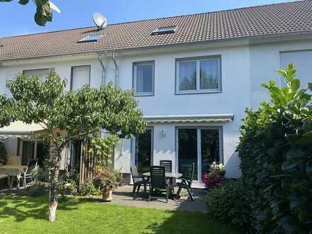 Familienfreundliches Reihenmittelhaus mit Sonnengarten in bester Ruhig-Wohnlage in Bonn-Beuel-Vilich