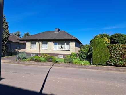 Gepflegtes Einfamilienhaus mit vier Zimmern und großem Garten in Wesel