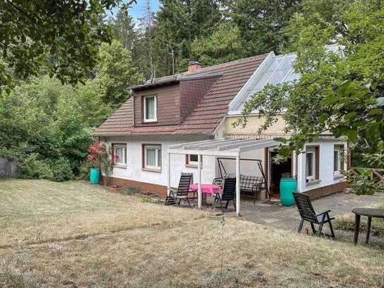 Idar Oberstein - Waldlage - Ruhe & Enspannung - ehem. Forsthaus am Stadtrand sucht neuen Besitzer.