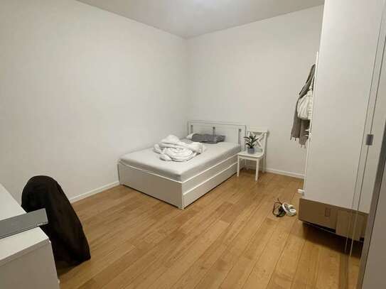 1 Cozy 17qm Room Available, Furnushed, Completely Renovated with Huge Garden and Luxury Bathroom