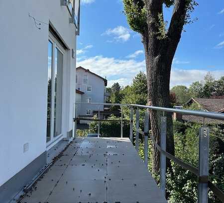 Fast wie ein Reihenhaus - 4-Zim-Maisonette mit kleinem Garten und Balkon zu vermieten