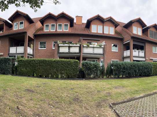 + Burgdorf - Attraktive 3 Zi. ETW m. Terrasse u. Pkw-Stellplatz +