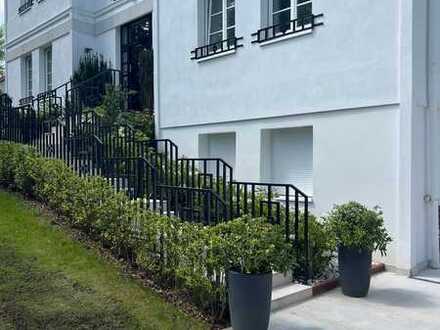 Sofort bezugsfrei! Luxuriöse, barrierefreie Räume in Neubauvilla im EG mit eigenem Eingang!