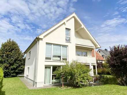 * Mehrfamilien/-generationenhaus mit 3 Wohnungen in schöner Lage *