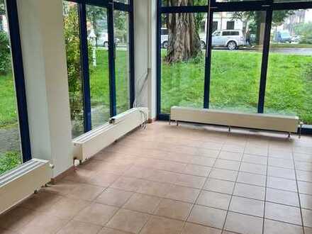 Zum fairen Preis*Selber nutzen o. vermieten* Büro/Gewerbeeinheit inkl. 3 DP-Stellplätzen!