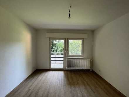 Renovierte 3 Zimmer Wohnung