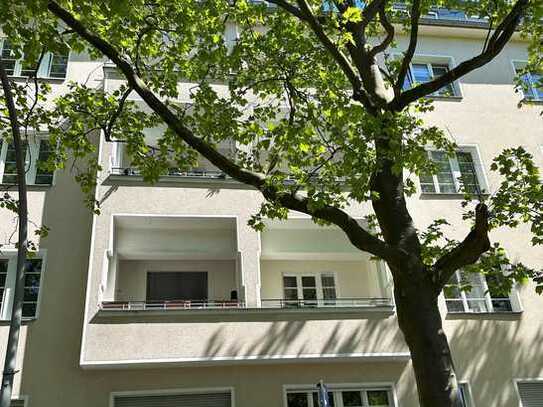 Stilvolle 1-Raum-Wohnung am Steubenplatz in Neu Westend