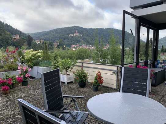 Attraktive 3-Zimmer-Terrassenwohnung mit Balkon in Bad Liebenzell