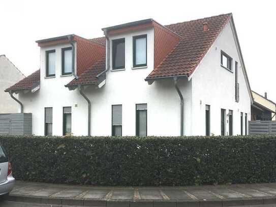 Freistehendes 1-2 Familienhaus