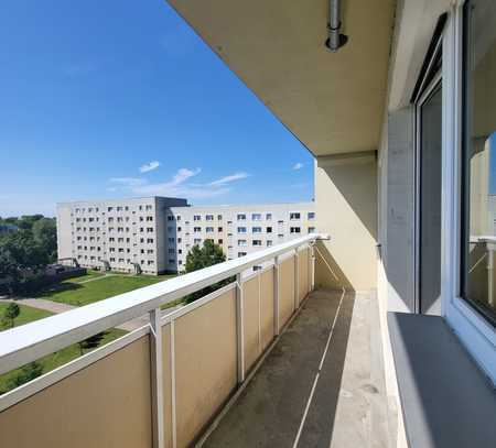 *Ruhige Lage - Weiter Ausblick* 3-Zimmerwohnung für Familien/Pärchen/WG mit Wannenbad und Balkon!