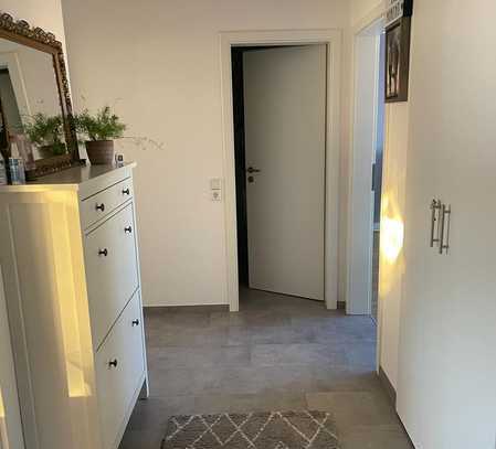 3-Zimmer-Wohnung 2.OG mit Balkon