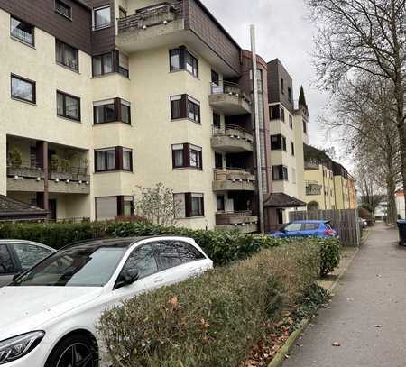 Modernisierte 4-Zimmer-Wohnung mit Balkon und EBK in Heilbronn