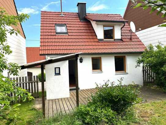 Oggenhausen- RESERVIERT ! Haus im Tiny Format mit schönem Garten zu verkaufen