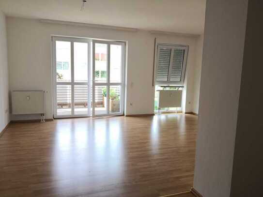 950 €, 84 m², 2 Zimmer