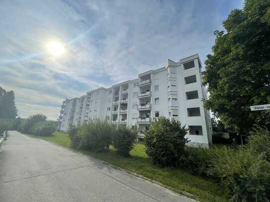 Zentrumsnahes Apartment 
mit Südbalkon und eigenem Stellplatz