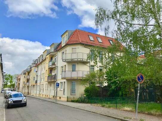 Gemütliche 2-Zimmer-Wohnung mit PKW-Stellplatz/Ost-Balkon ab sofort bezugsfrei