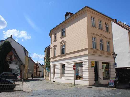 Denkmalgeschütztes Wohn- und Geschäftshaus, vollvermietet in zentrumsnaher Lage von Torgau